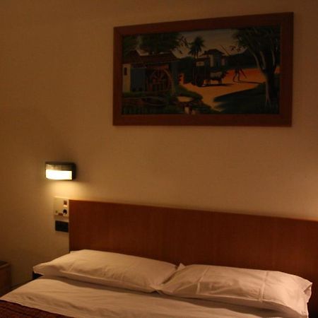 Hotel Paola Milan Exterior photo