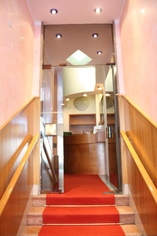 Hotel Paola Milan Exterior photo